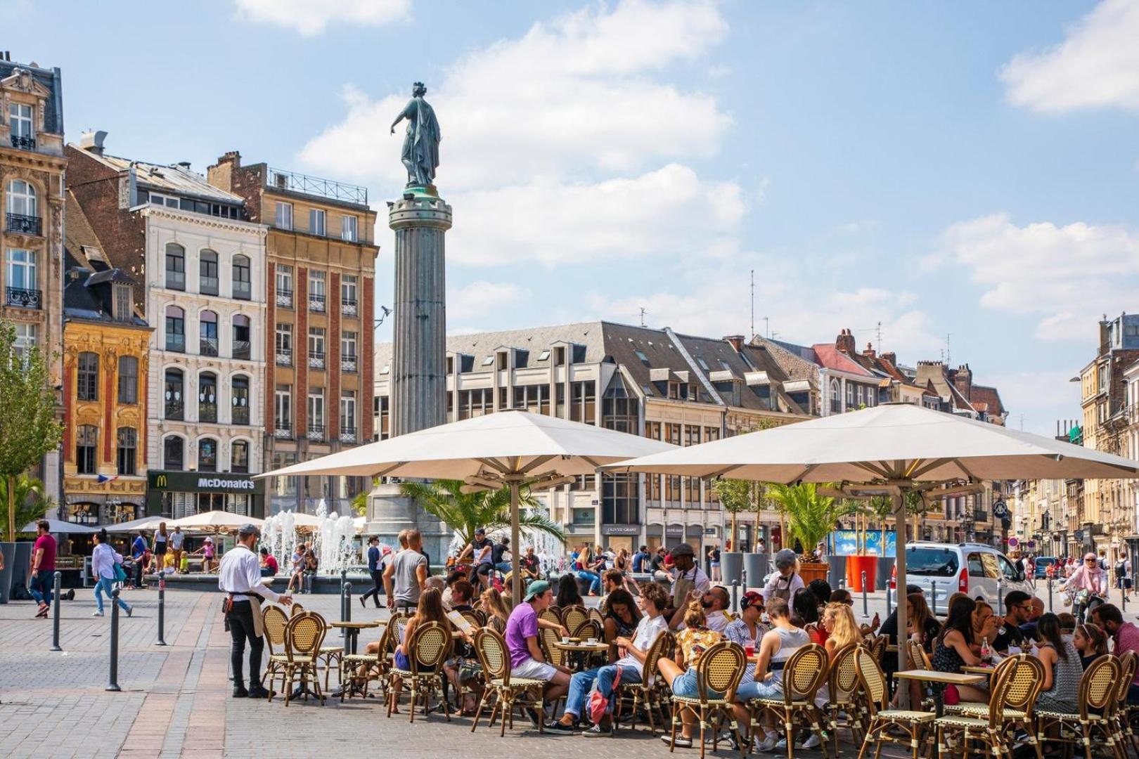 Charming 60M2 Apartment Lille Bagian luar foto
